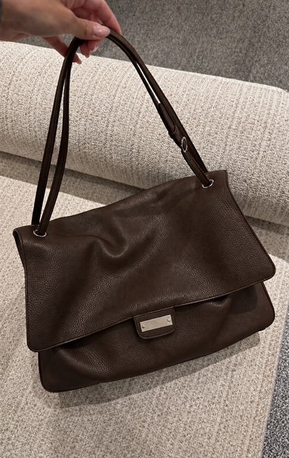 City flap bag in brown
