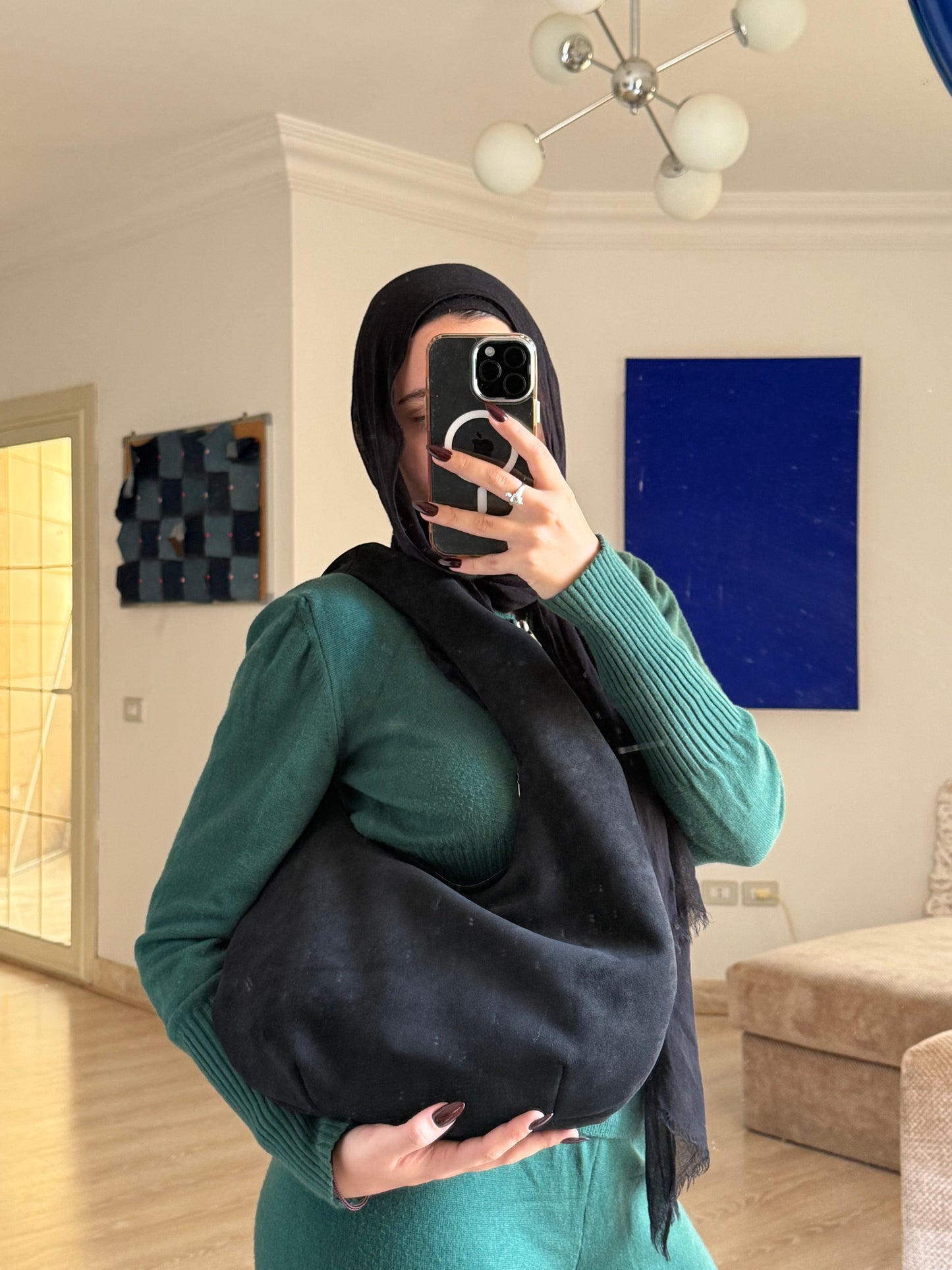 Slouchy bag in black