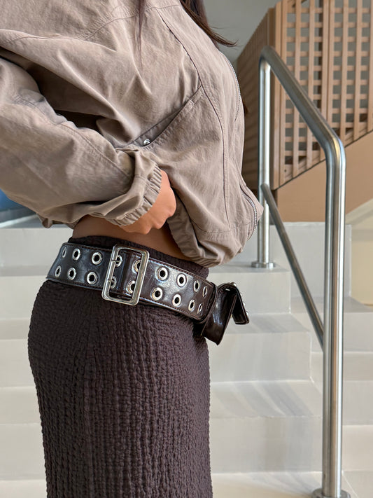 THE BELT in brown