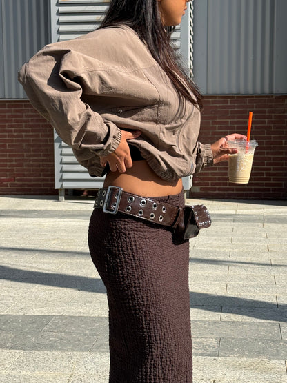 THE BELT in brown
