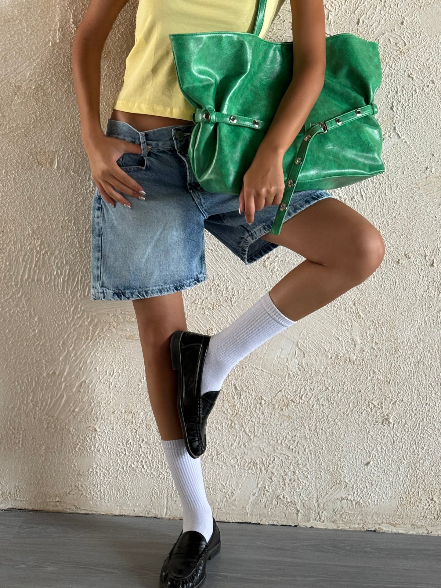 The belt bag in green