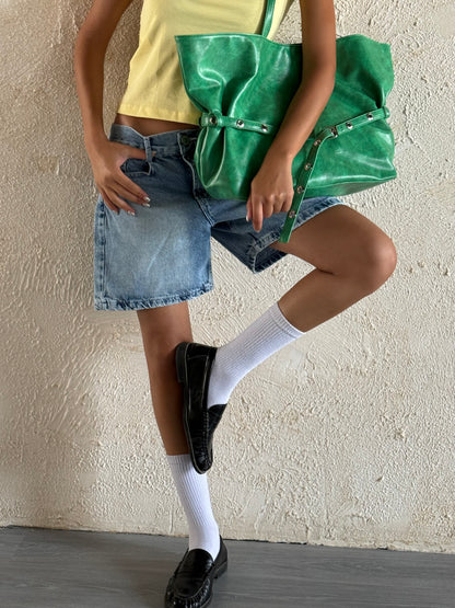 The belt bag in green