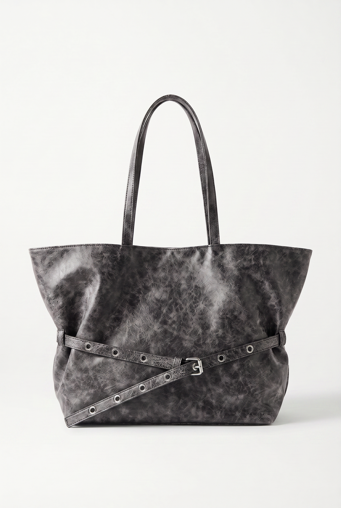 The Belt bag in grey-ish