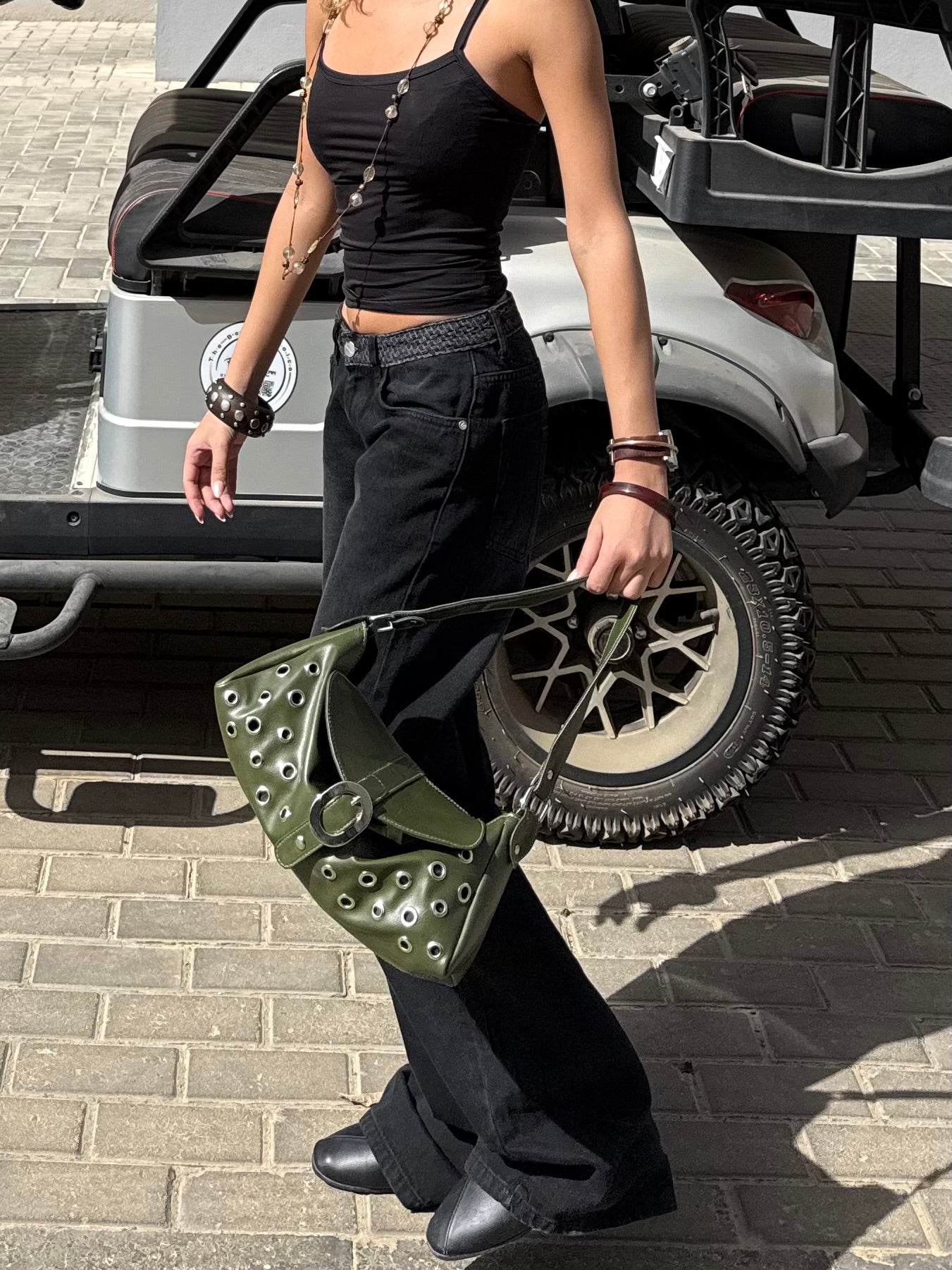 Retro bag in olive green