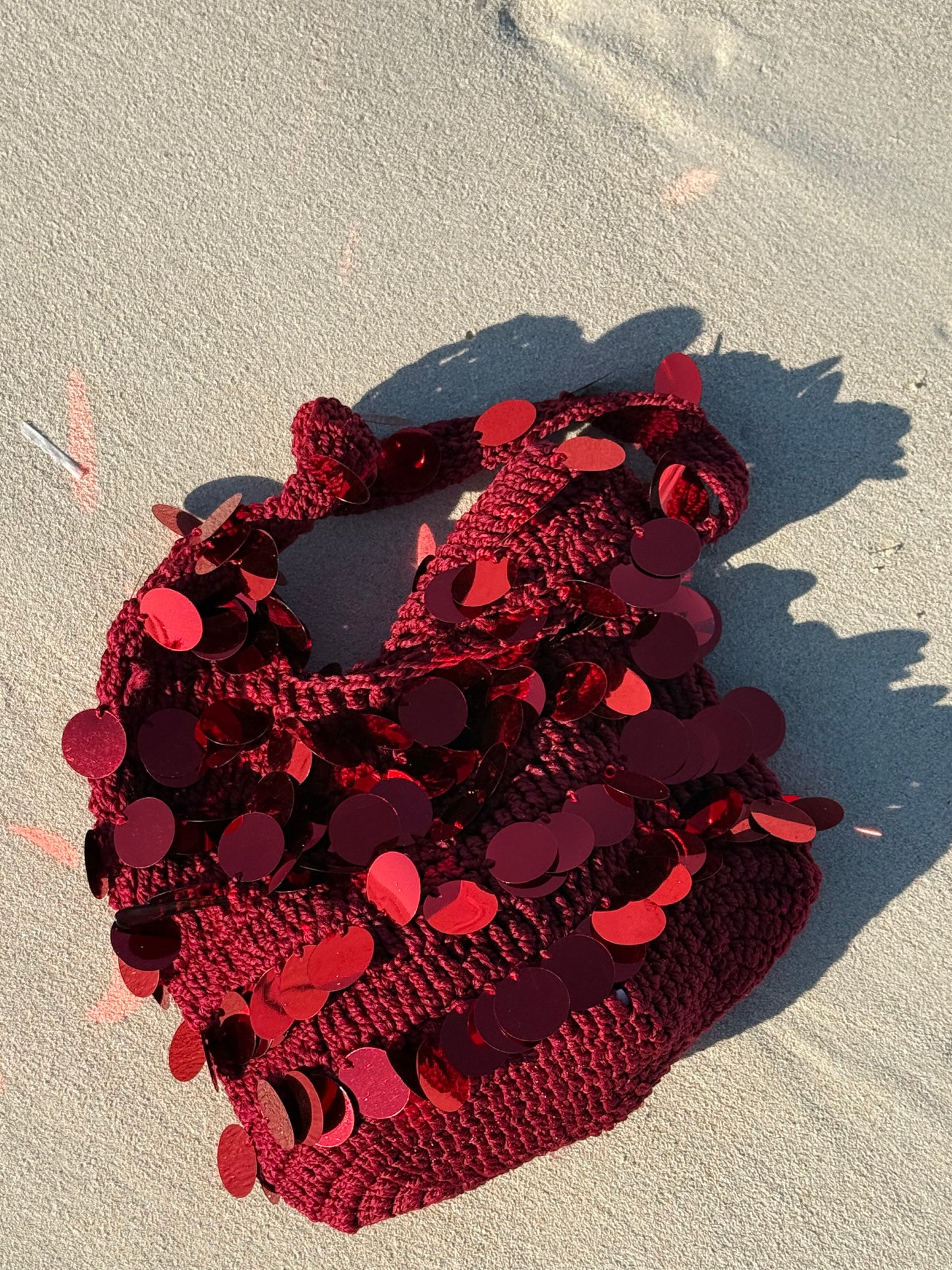 ARENZA in red