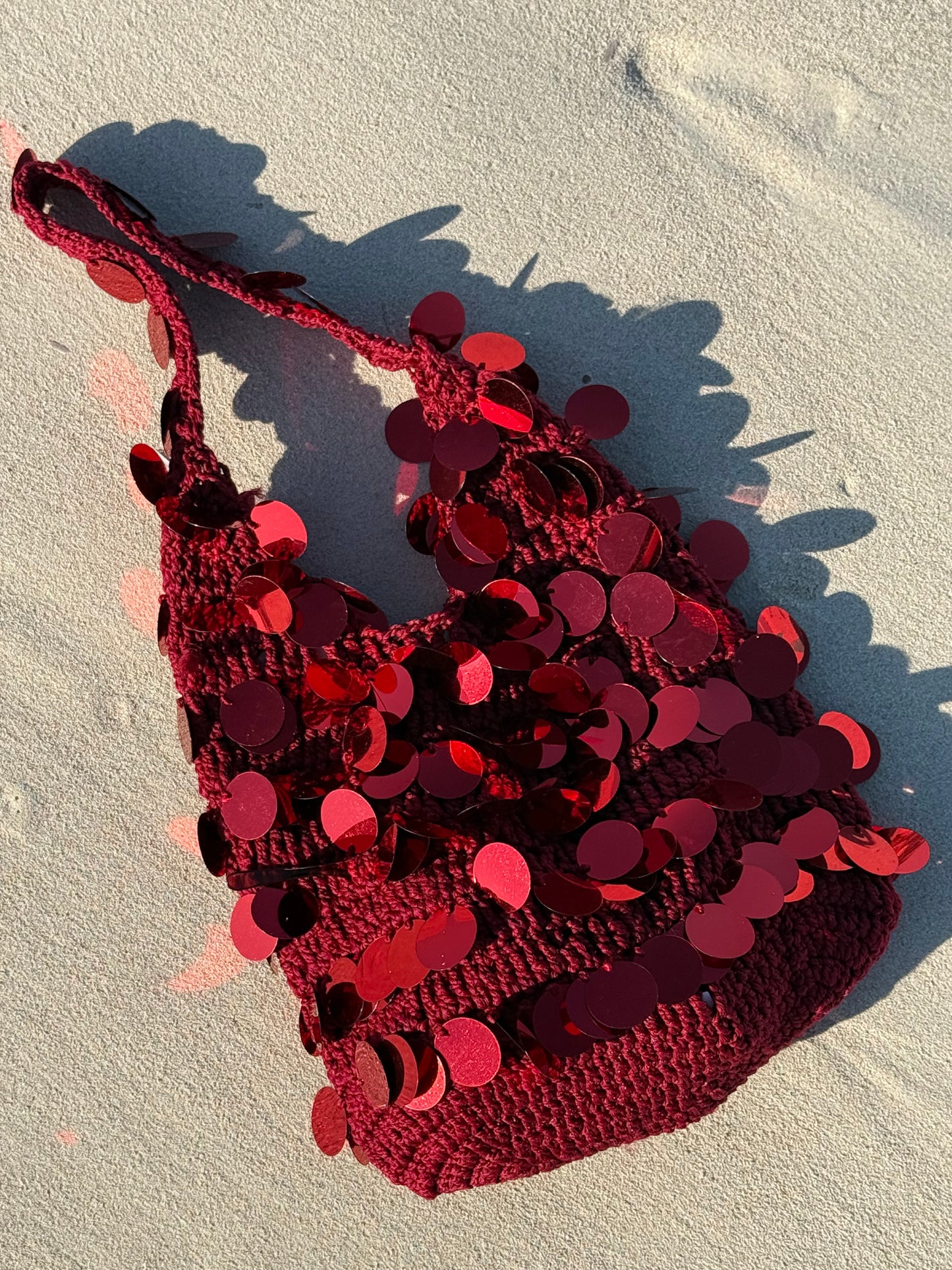 ARENZA in red